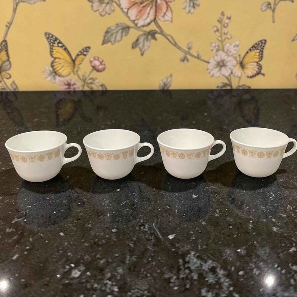 Pyrex Butterfly Gold‎ Coffee Cups, Set of 4, Vintage C-Handle Mugs, Drinkware